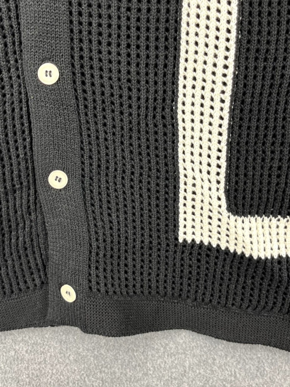 Massive Luxury Edition Men's Black And White Sweater Size Lg - Picture 6 of 7